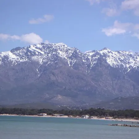 Grand Rez De Jardin Avec Parking A 5 Min A Pieds De La Et Commerces Апартаменты