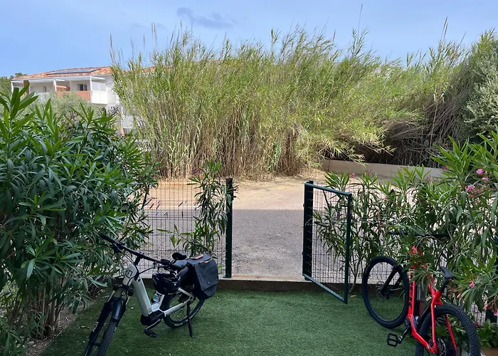 Grand Rez De Jardin Avec Parking à 5 Min à Pieds De La Et Commerces *
